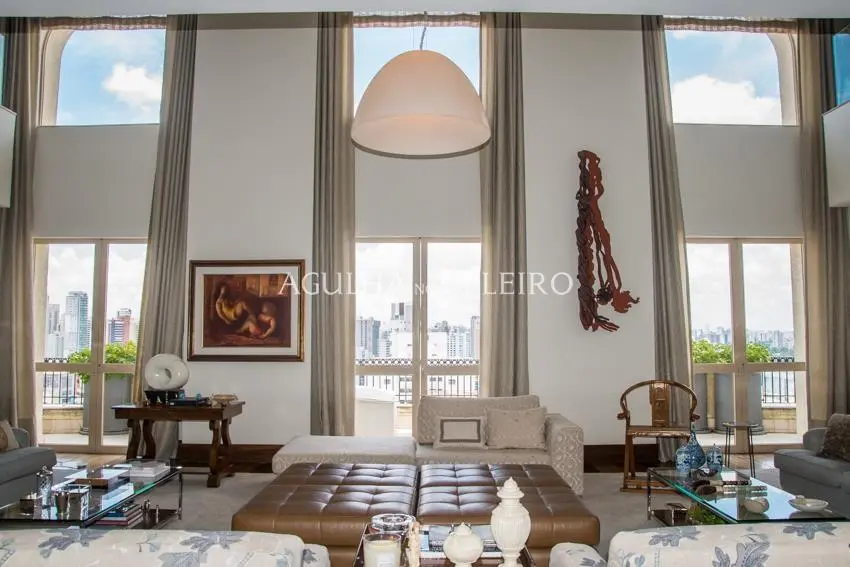 Cobertura imponente à venda no Jardim Paulista. – CO0152