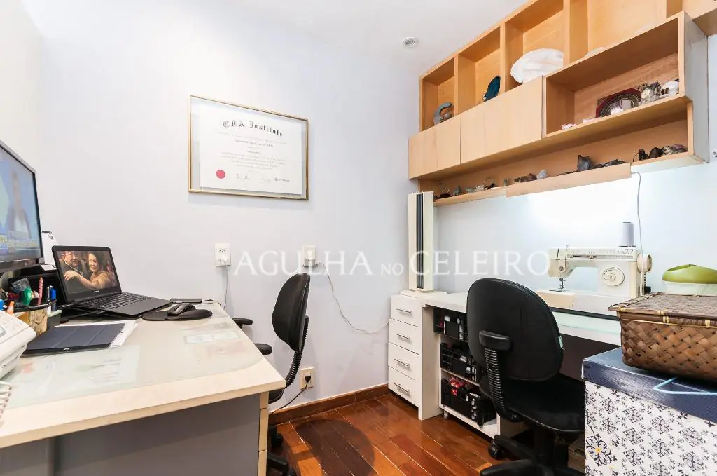 Venda/Moema: Muito espaço e localização – CO0348