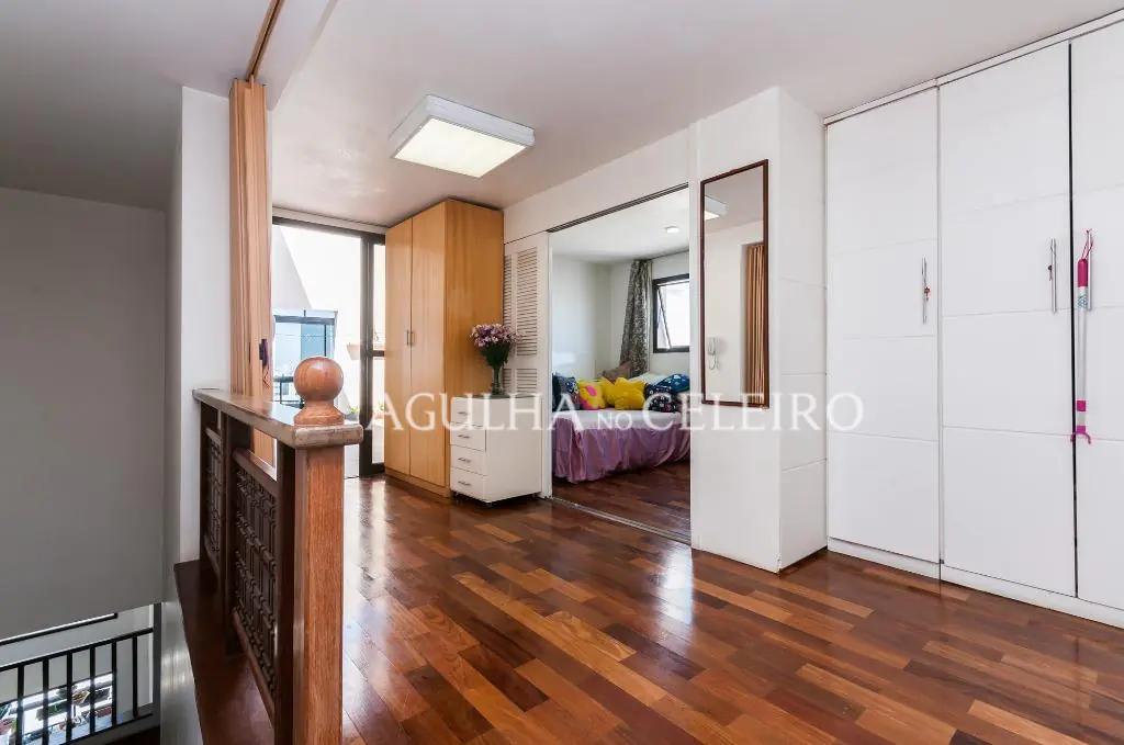 Venda/Moema: Muito espaço e localização – CO0348