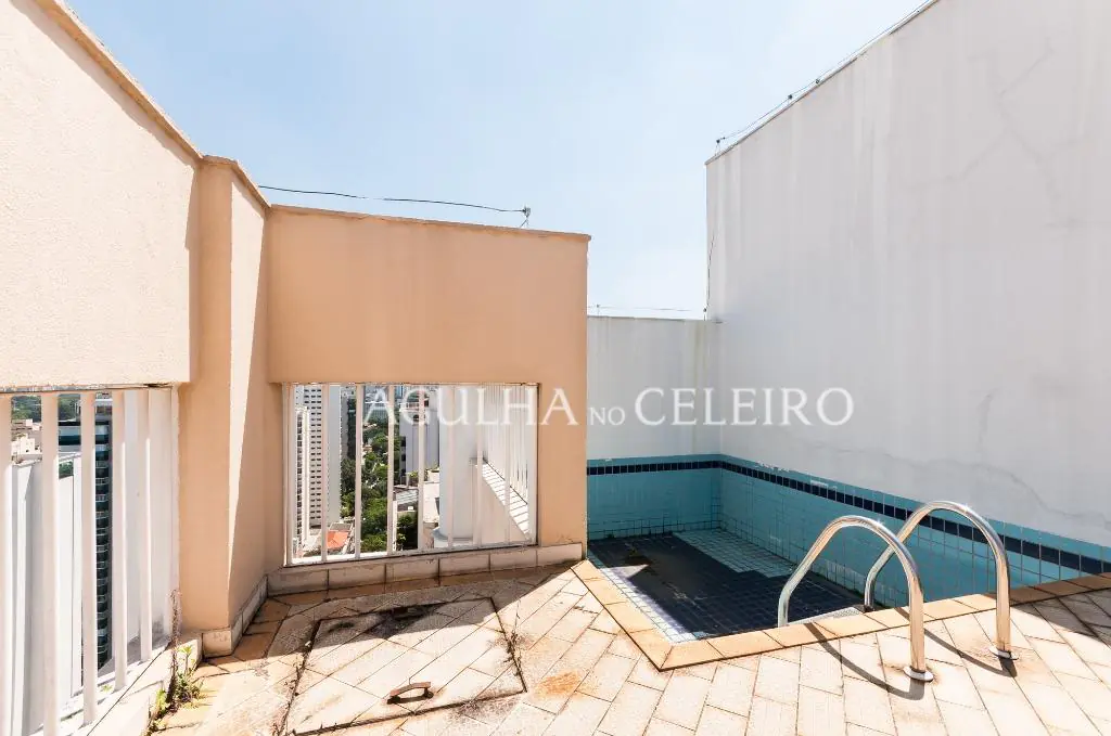 Venda/Moema: Muito espaço e localização – CO0348