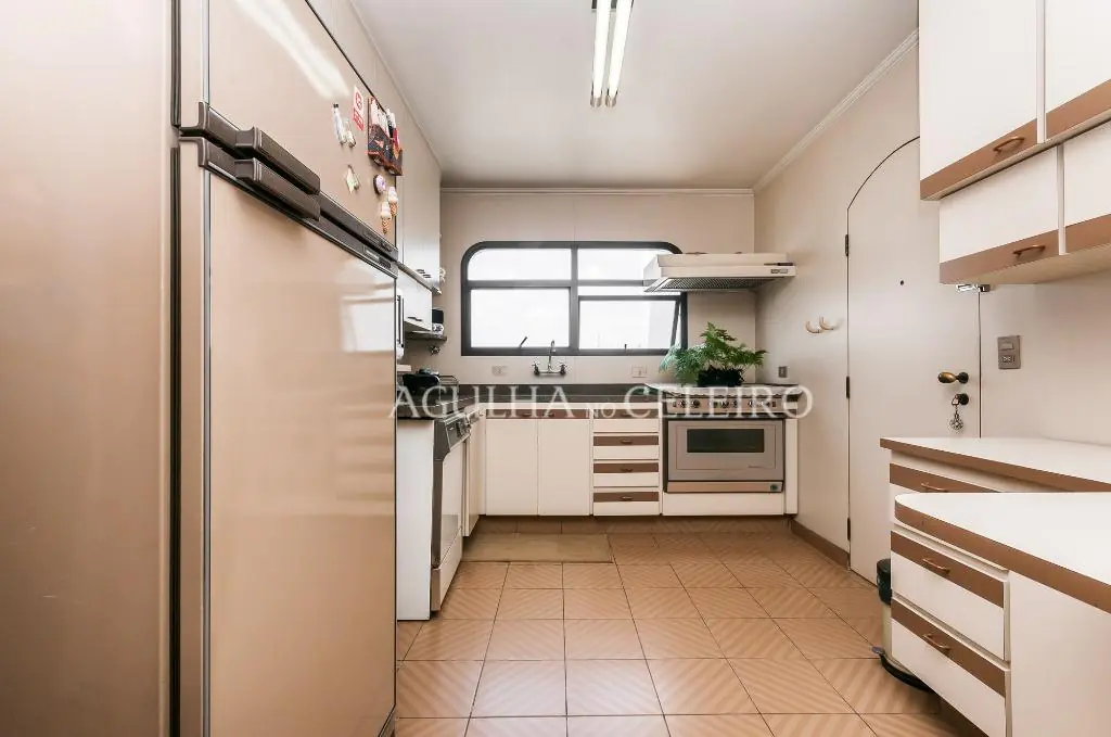 Venda/Moema: Oportunidade .Linda Cobertura ,vista eterna, lazer total – CO0427