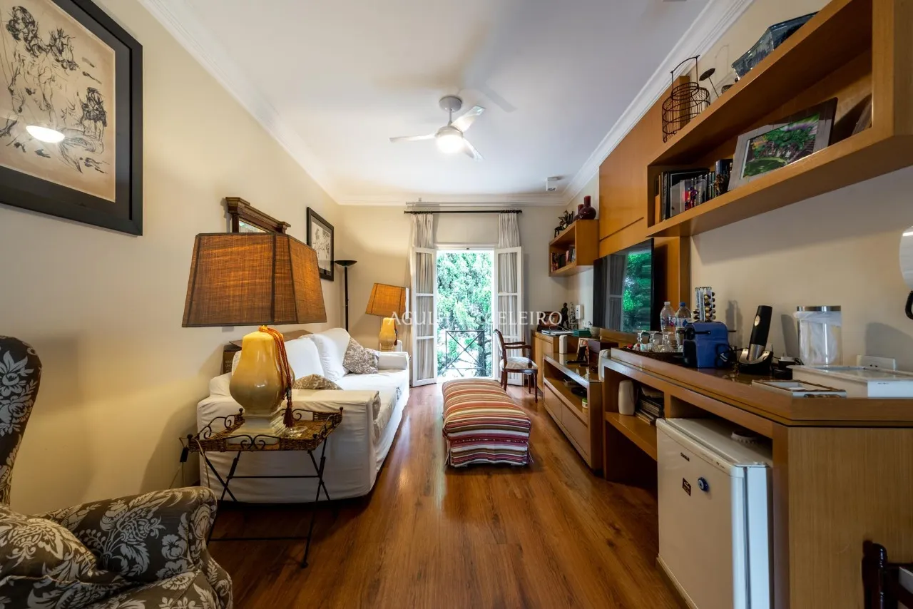 Venda/Locação/Jardim Paulistano: Aquele jardim que te abraça! – 8841