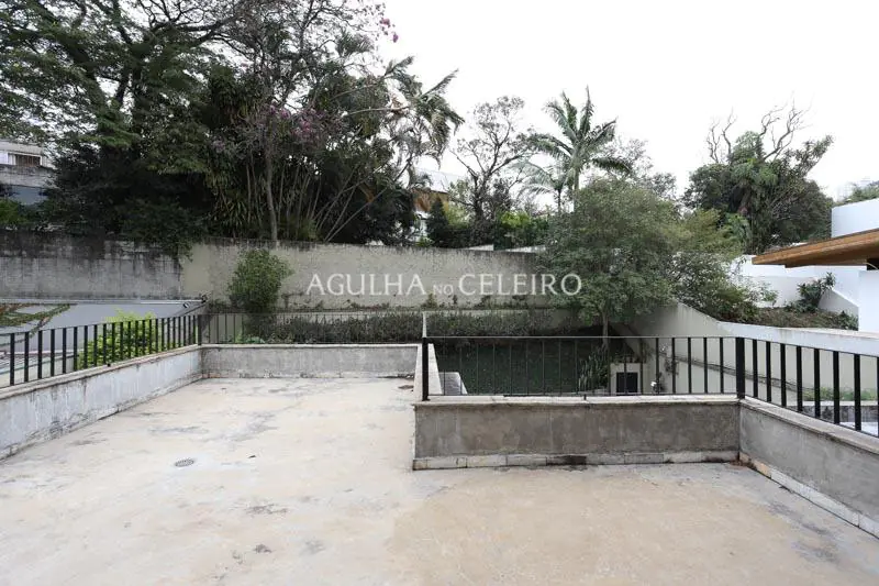 Venda/Alto de Pinheiros: Casa Moderna ao Lado do Parque Villa-Lobos – CA0693