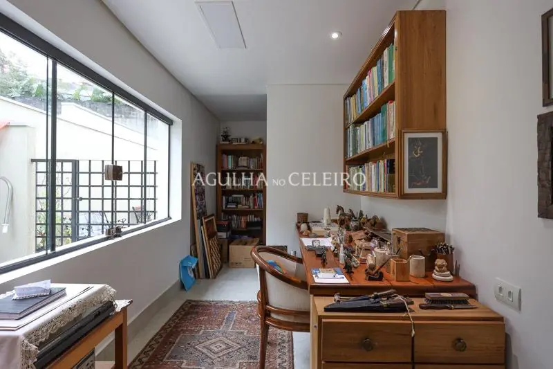 Venda/Alto de Pinheiros: Casa Moderna ao Lado do Parque Villa-Lobos – CA0693