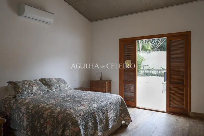 Venda/Alto de Pinheiros: Casa Moderna ao Lado do Parque Villa-Lobos – CA0693