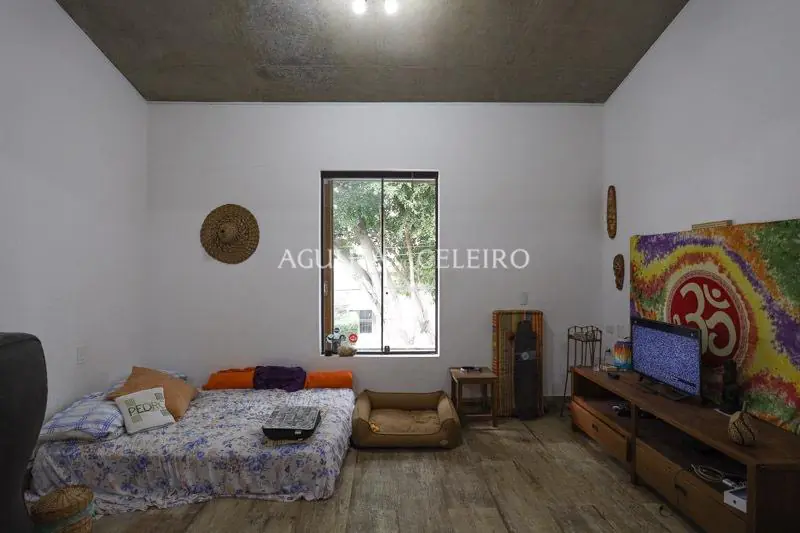 Venda/Alto de Pinheiros: Casa Moderna ao Lado do Parque Villa-Lobos – CA0693