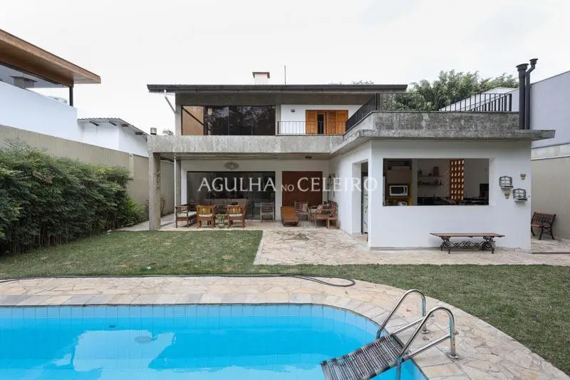 Venda/Alto de Pinheiros: Casa Moderna ao Lado do Parque Villa-Lobos – CA0693