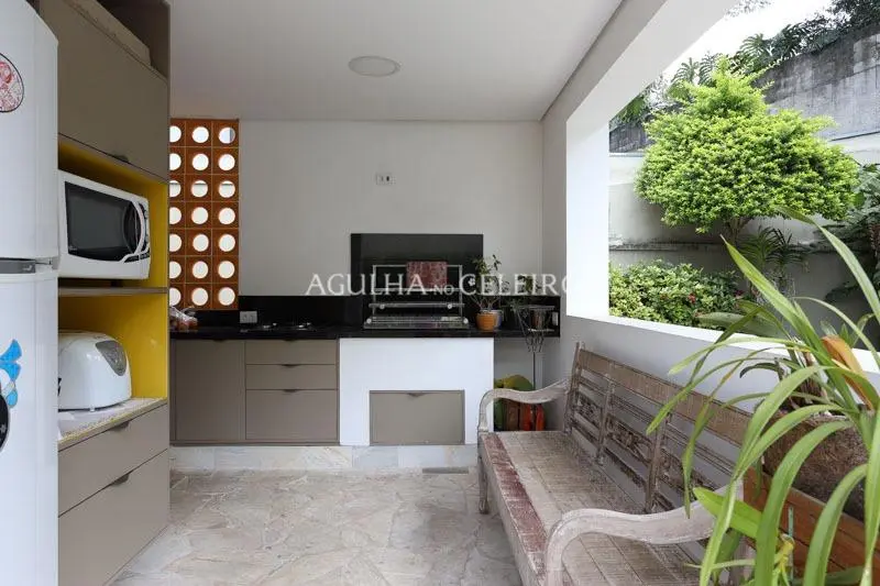Venda/Alto de Pinheiros: Casa Moderna ao Lado do Parque Villa-Lobos – CA0693