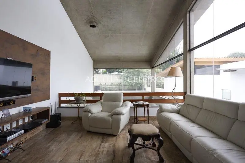 Venda/Alto de Pinheiros: Casa Moderna ao Lado do Parque Villa-Lobos – CA0693