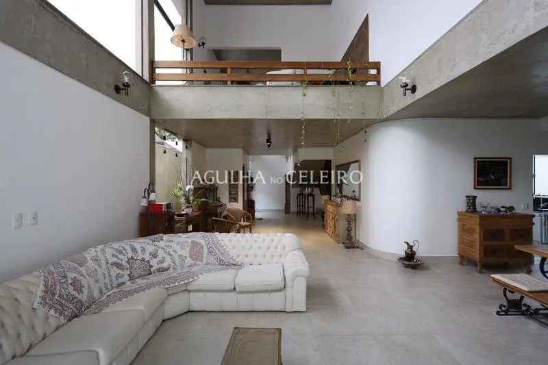 Venda/Alto de Pinheiros: Casa Moderna ao Lado do Parque Villa-Lobos – CA0693