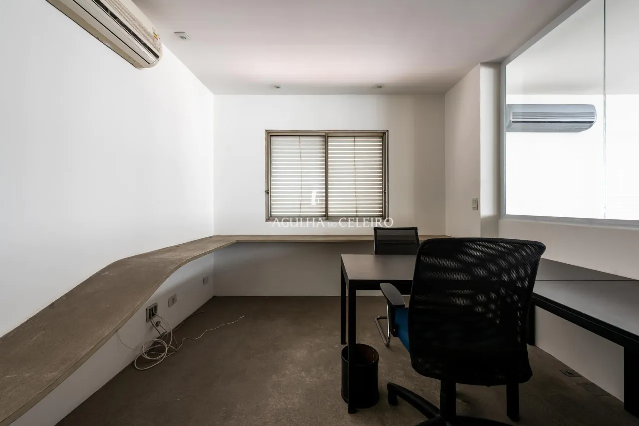 venda-itaim-bibi-muita-luz-e-uma-varandinha-charmosa-8870-13