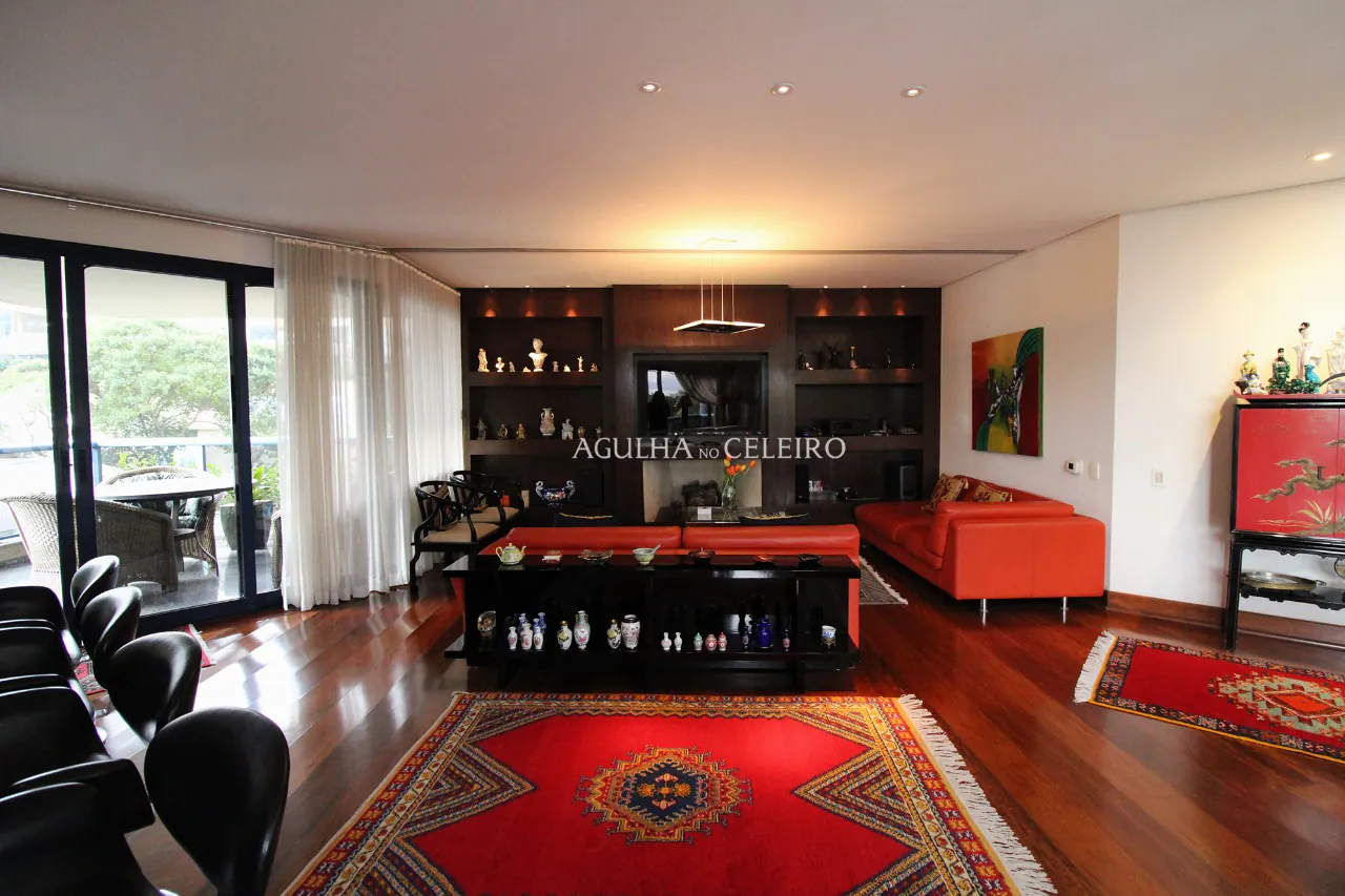 Venda/Jardim América: Muito espaço no no melhor do Jardins! – 9050