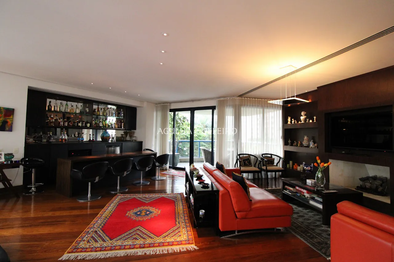 Venda/Jardim América: Muito espaço no no melhor do Jardins! – 9050