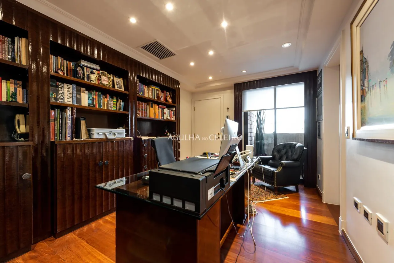 Venda/Moema:muito conforto e pé no Parque! – AP8690