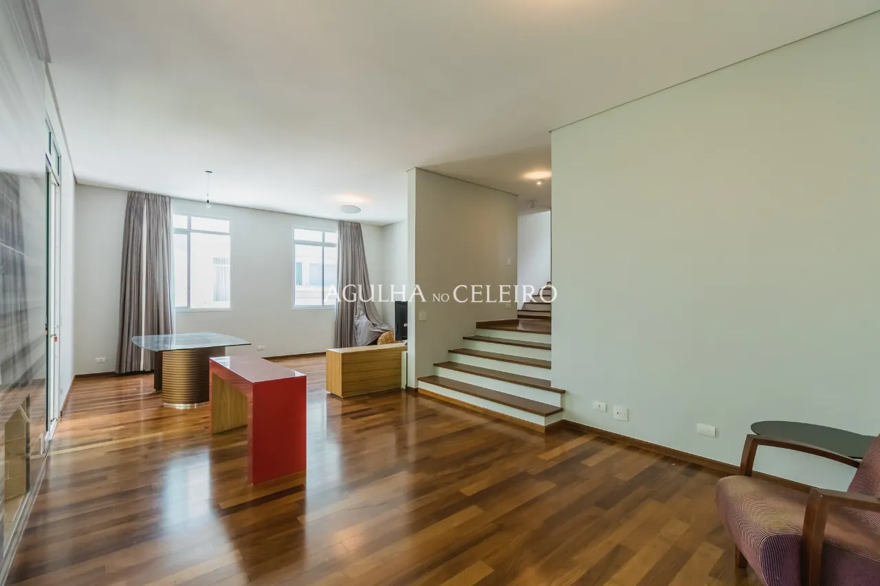 Venda/Campo Belo: casa clássica em condomínio desejado! – CA1295