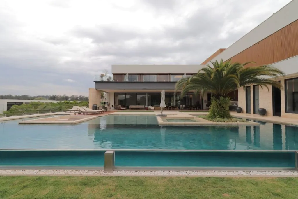 Venda/Terras de São José: Casa perfeita – CA1232