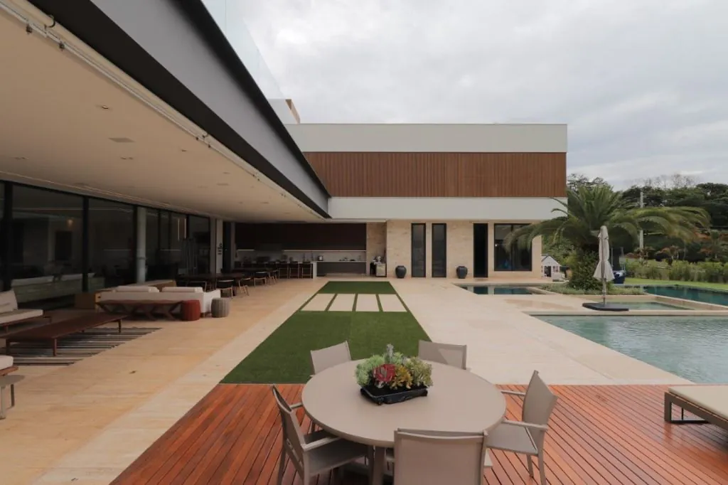 Venda/Terras de São José: Casa perfeita – CA1232