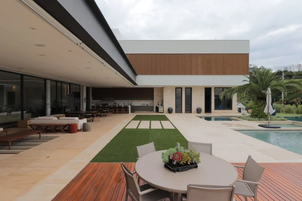 Venda/Terras de São José: Casa perfeita – CA1232