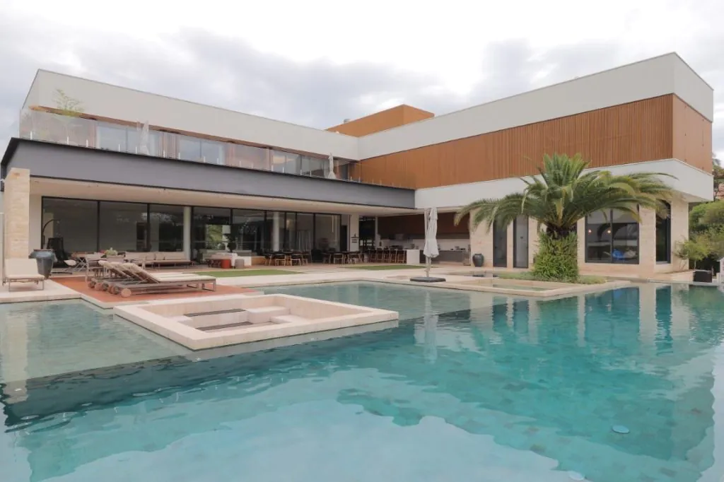 Venda/Terras de São José: Casa perfeita – CA1232