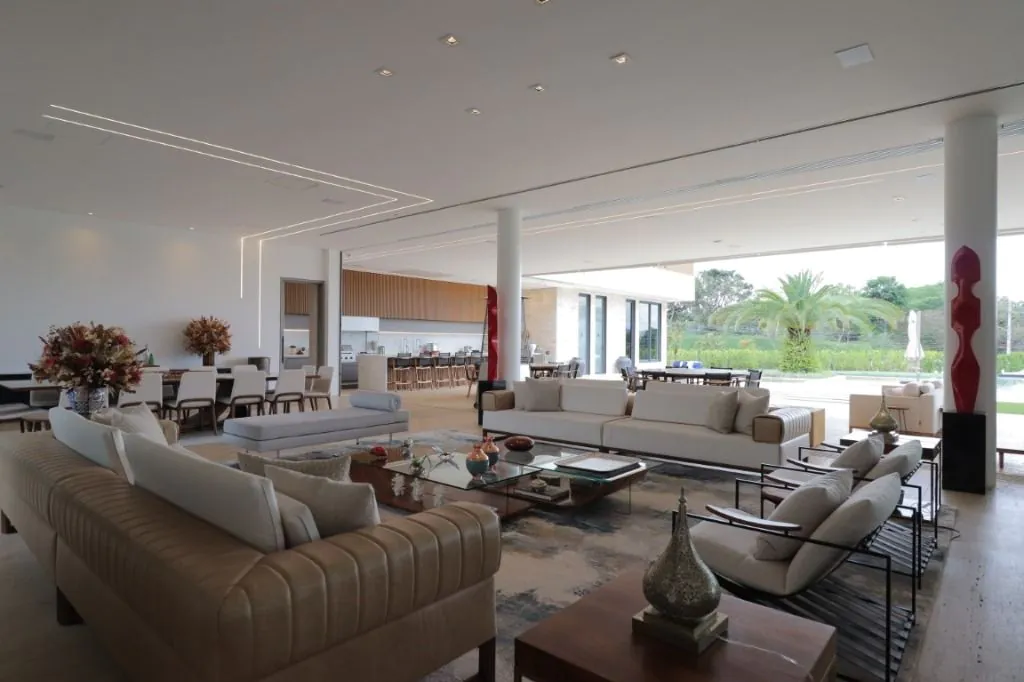 Venda/Terras de São José: Casa perfeita – CA1232