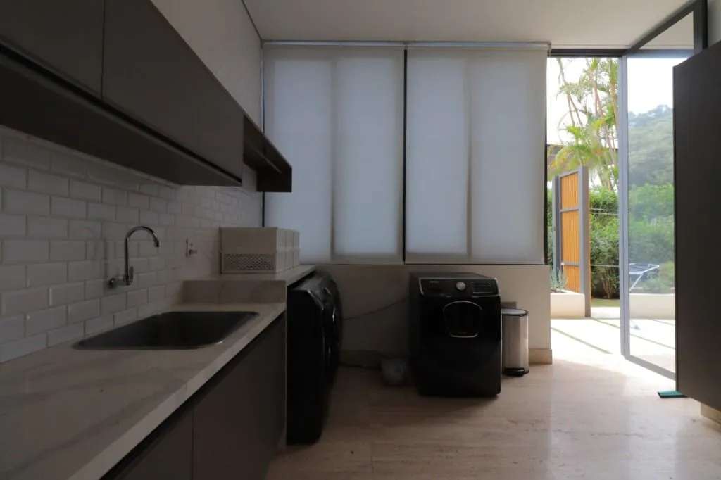 Venda/Terras de São José: Casa perfeita – CA1232