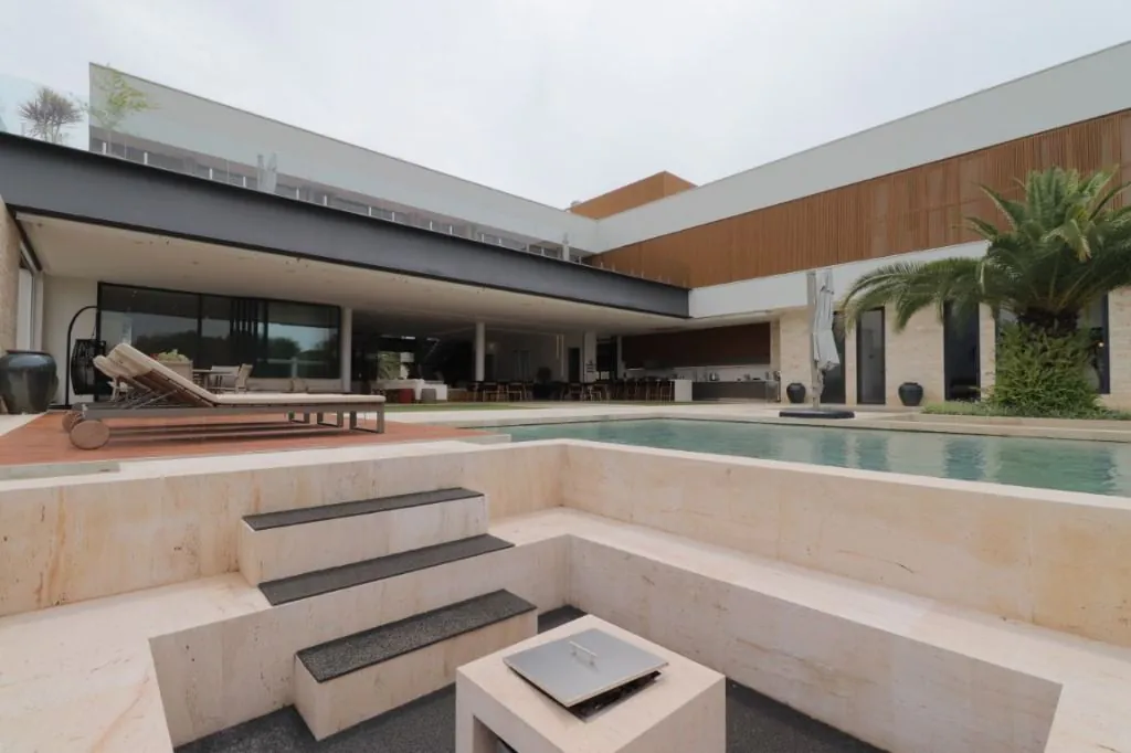 Venda/Terras de São José: Casa perfeita – CA1232