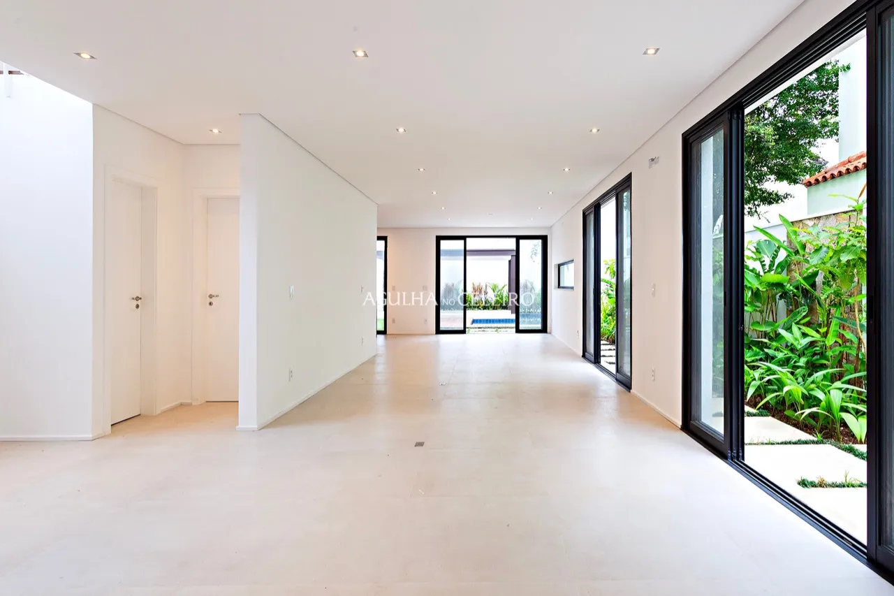 Casa reformada a 500 metros do Parque Ibirapuera à venda no Jardim Paulista. – 9421 - Casa-a-venda-Jardim-Paulista-Agulha-No-Celeiro0760