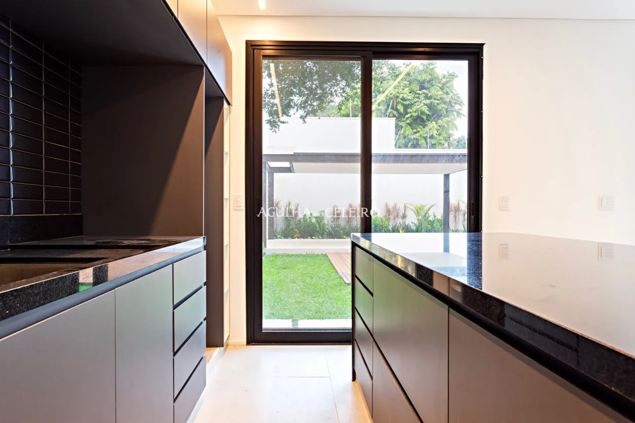 Casa reformada a 500 metros do Parque Ibirapuera à venda no Jardim Paulista. – 9421 - Casa-a-venda-Jardim-Paulista-Agulha-No-Celeiro0726