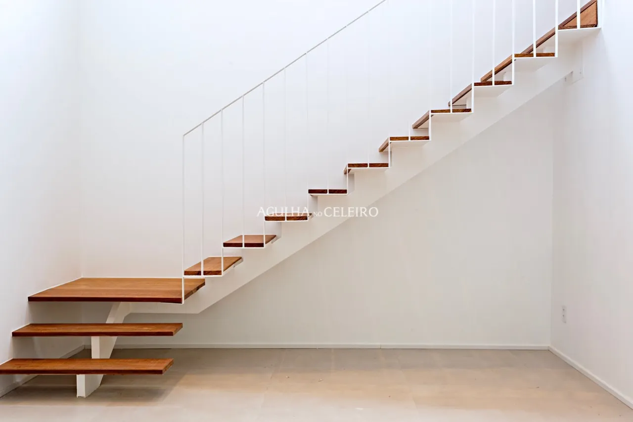 Casa reformada a 500 metros do Parque Ibirapuera à venda no Jardim Paulista. – 9421 - Casa-a-venda-Jardim-Paulista-Agulha-No-Celeiro0756