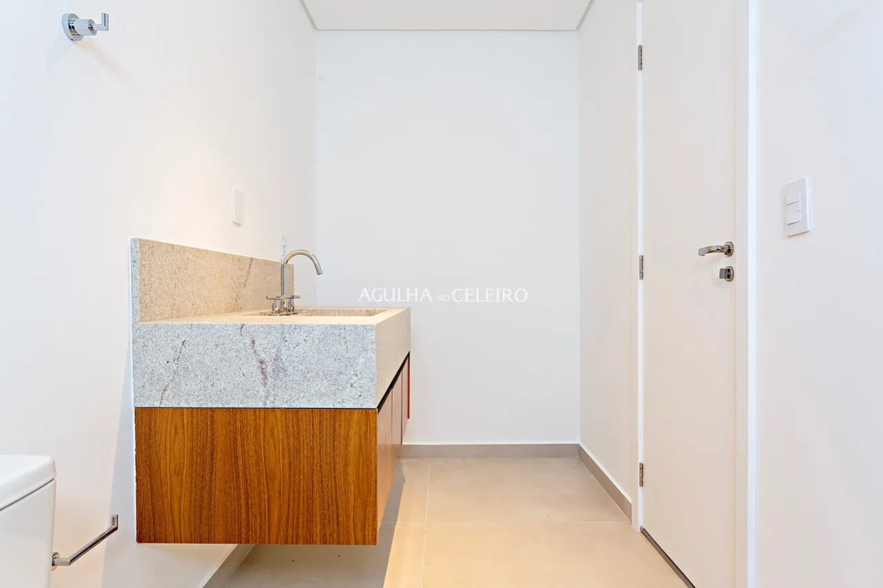 Casa reformada a 500 metros do Parque Ibirapuera à venda no Jardim Paulista. – 9421 - Casa-a-venda-Jardim-Paulista-Agulha-No-Celeiro0555