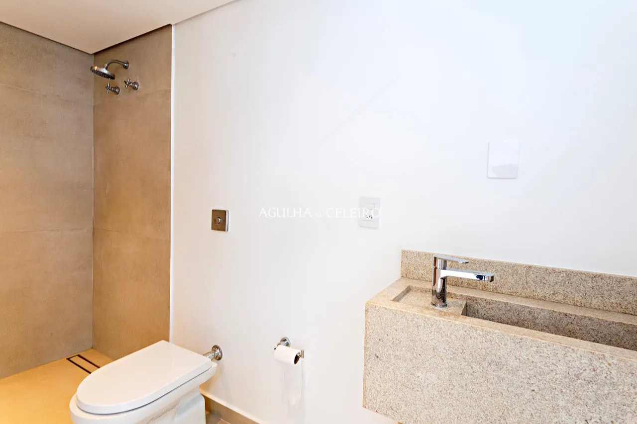 Casa reformada a 500 metros do Parque Ibirapuera à venda no Jardim Paulista. – 9421 - Casa-a-venda-Jardim-Paulista-Agulha-No-Celeiro0450