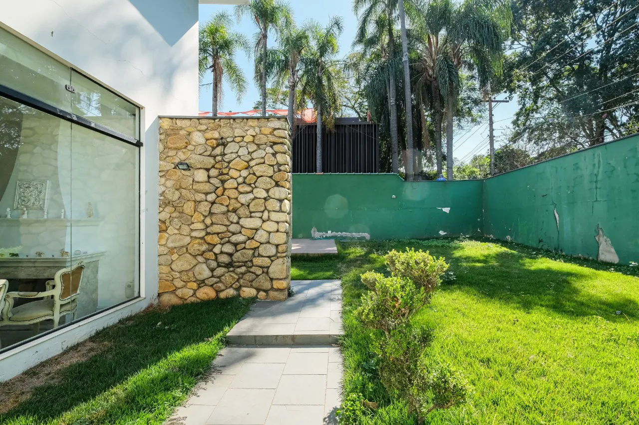 Casa com piscina à venda em Alto de Pinheiros – 9811