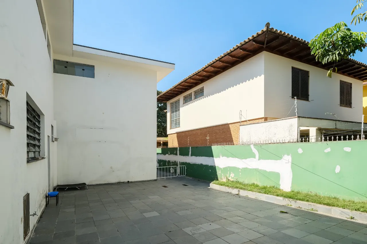 Casa com piscina à venda em Alto de Pinheiros – 9811