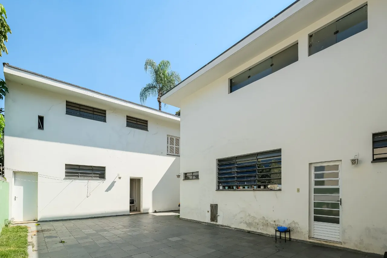Casa com piscina à venda em Alto de Pinheiros – 9811