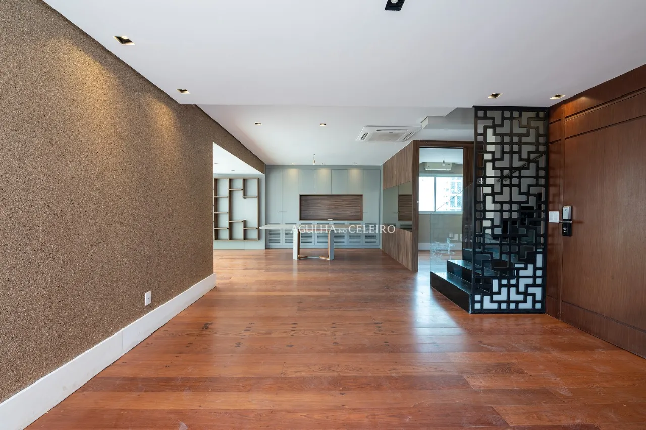 Venda/Moema: Cobertura deliciosa em prédio novo! – CO0189