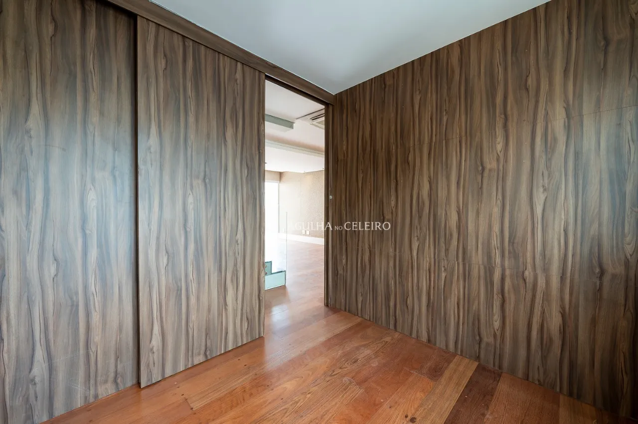 Venda/Moema: Cobertura deliciosa em prédio novo! – CO0189