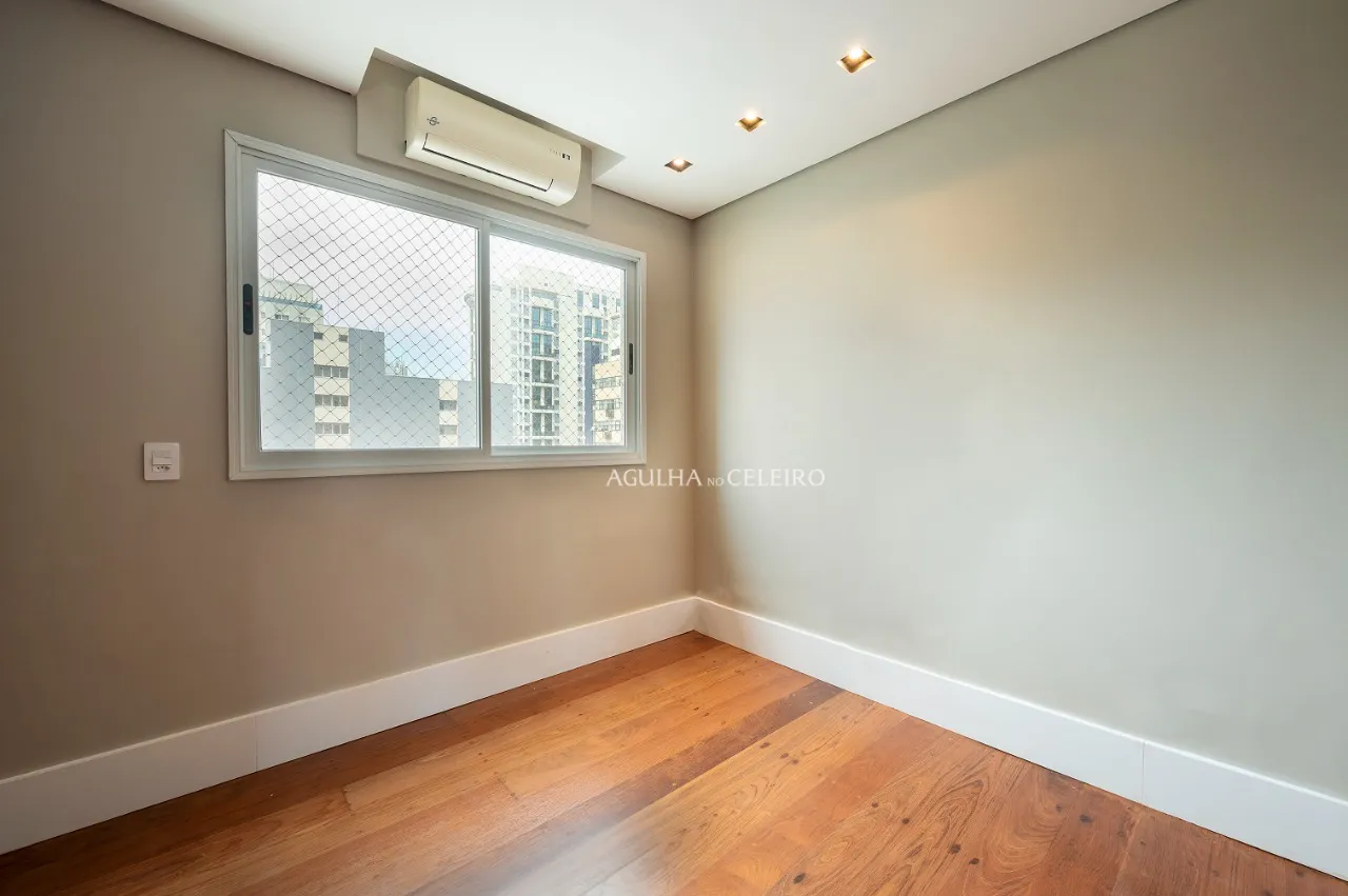 Venda/Moema: Cobertura deliciosa em prédio novo! – CO0189