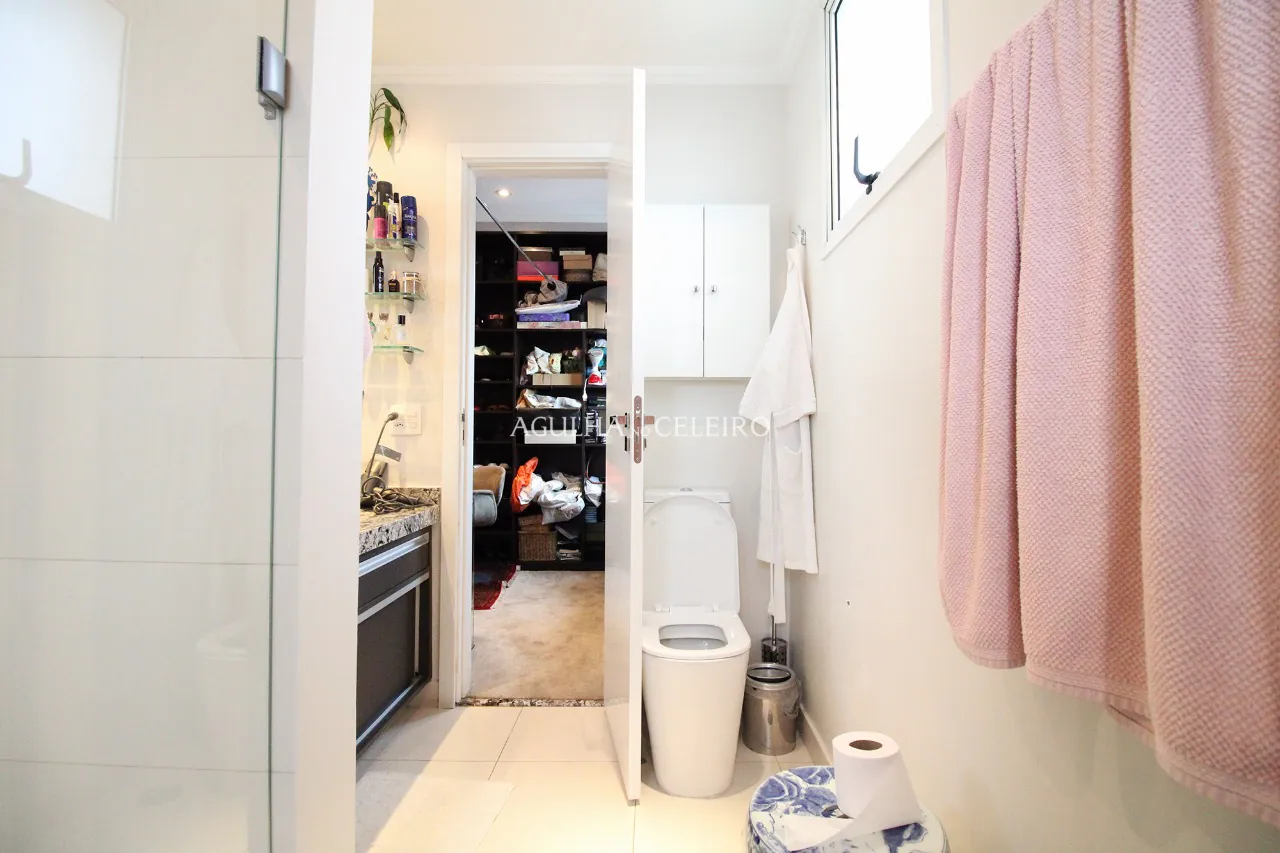 Venda/Moema: – 8983