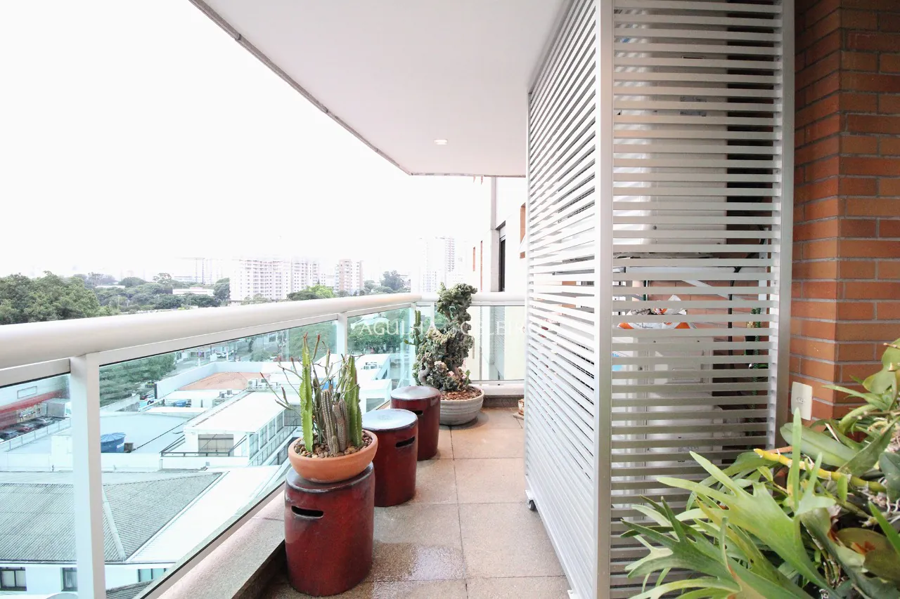 Venda/Moema: – 8983