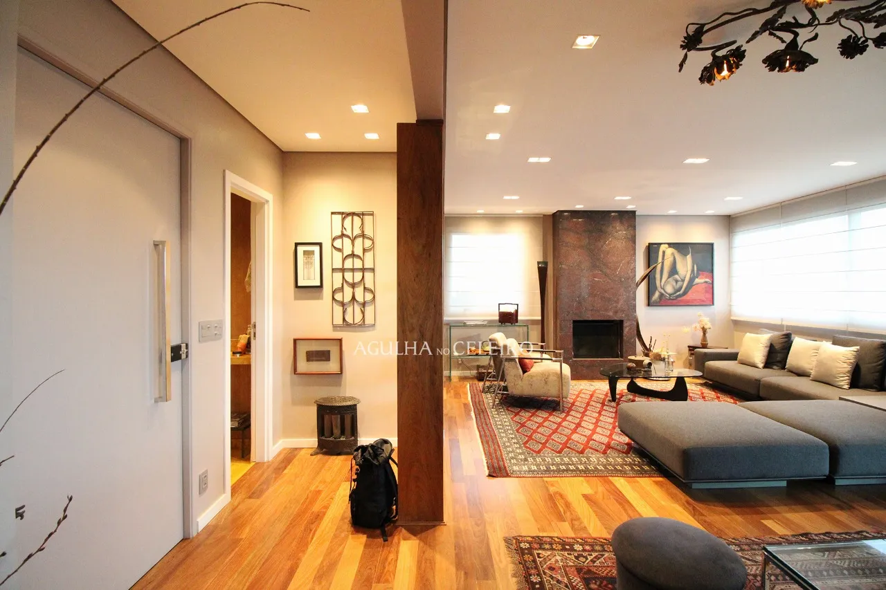 Venda/Moema: – 8983