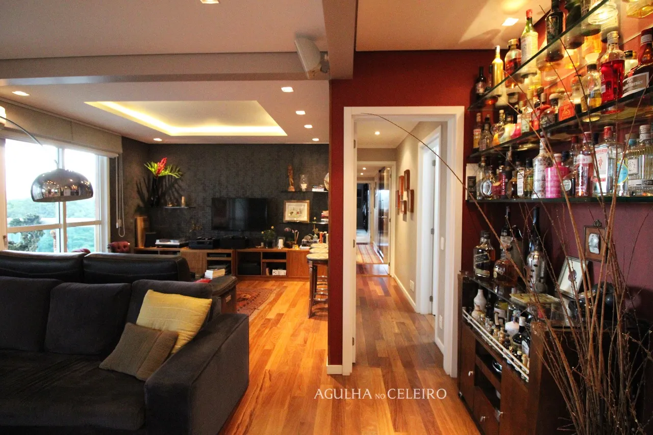 Venda/Moema: – 8983