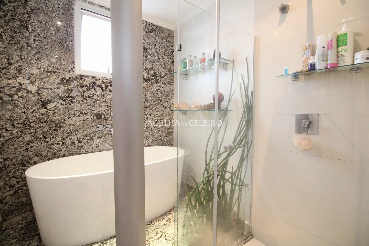 Venda/Moema: – 8983