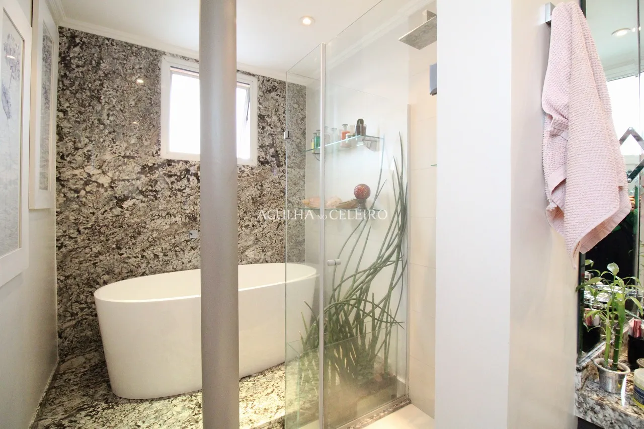 Venda/Moema: – 8983