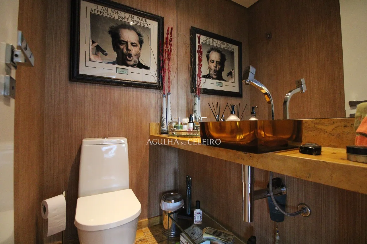 Venda/Moema: – 8983