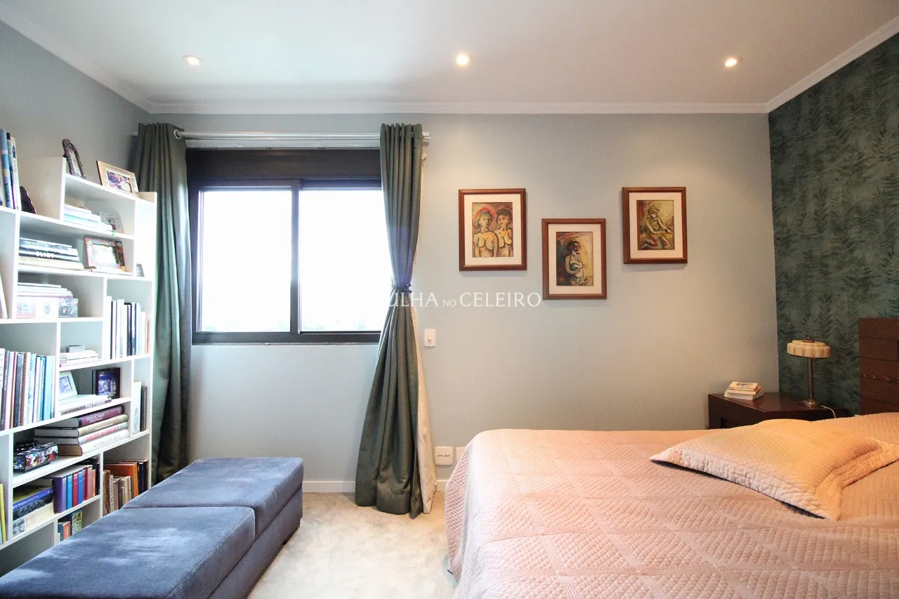 Venda/Moema: – 8983