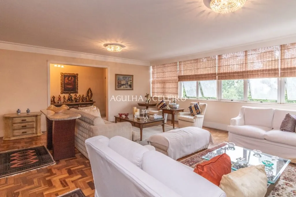 Venda/Itaim Bibi: Ótima planta – AP8335