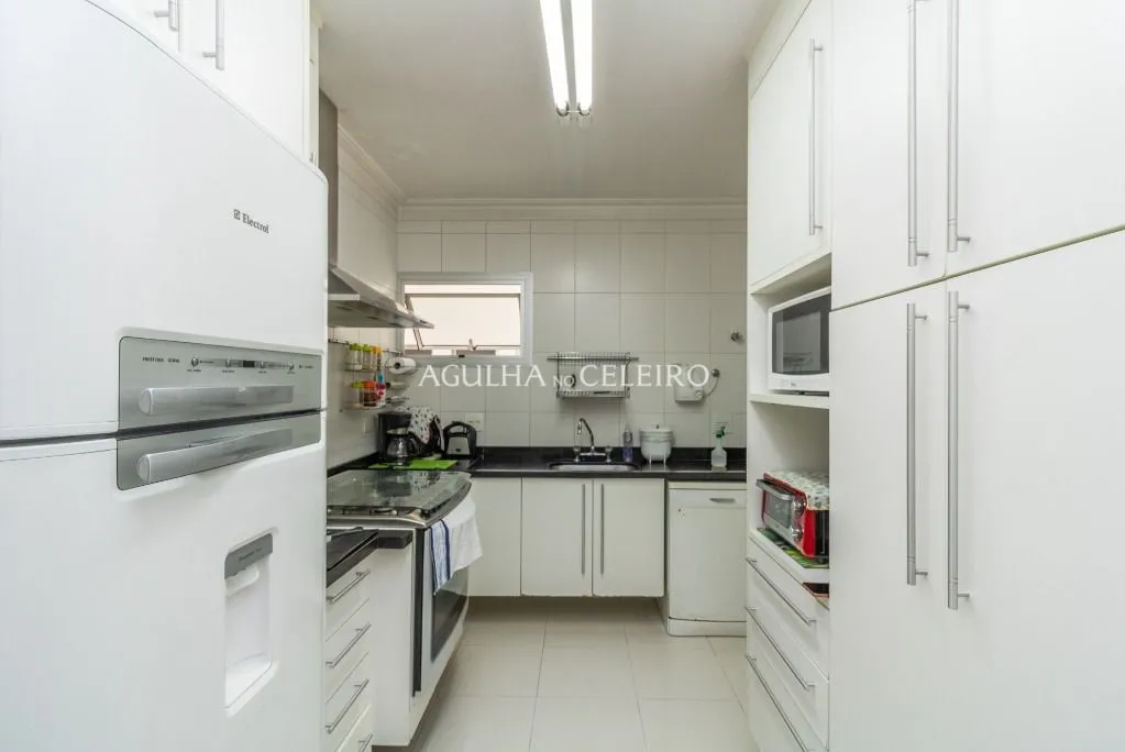 Venda/Itaim Bibi: Ótima planta – AP8335