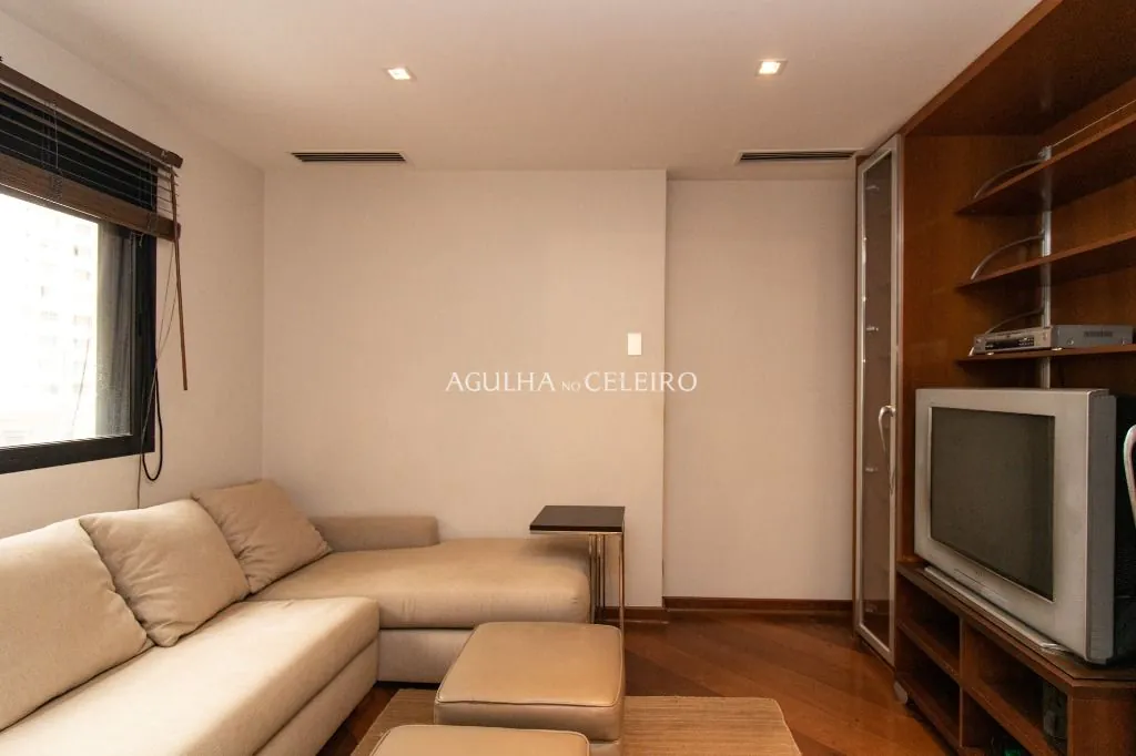 Apartamento à venda em Moema – AP6461