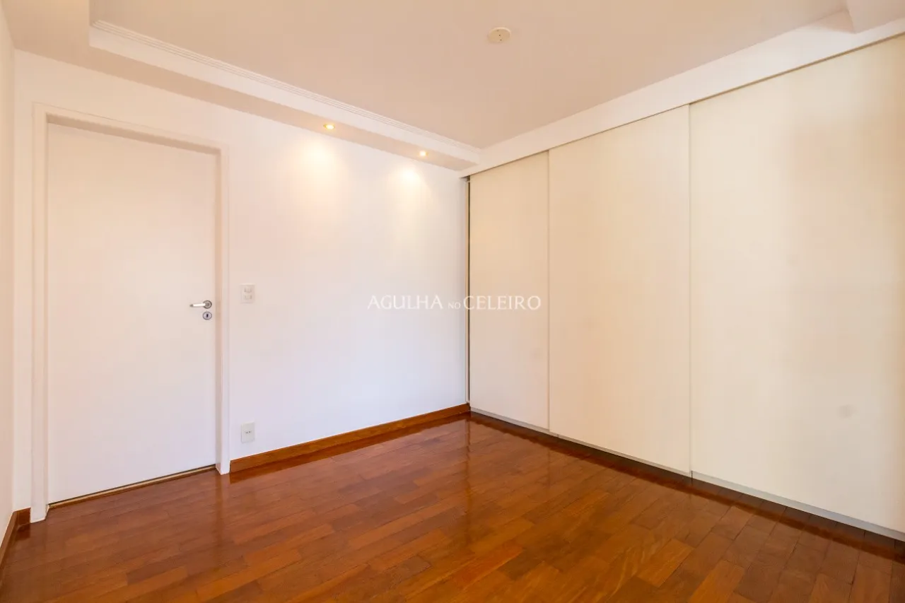 Venda/Itaim Bibi: Cobertura penthouse – 10012