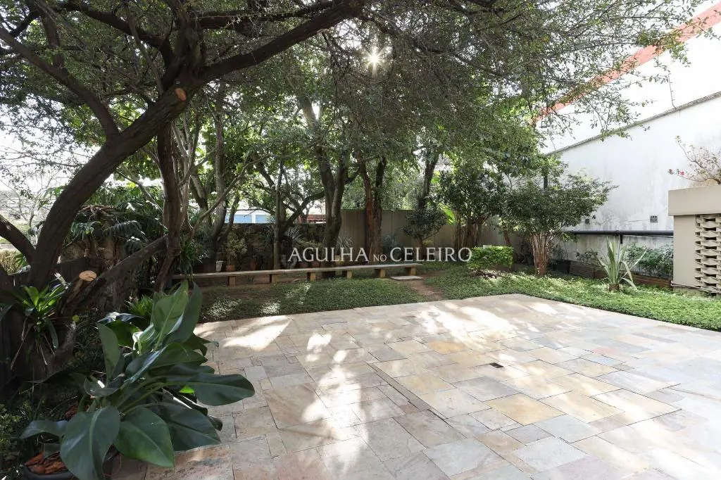 Venda/Alto de Pinheiros: A Vista é Bela! – AP4792